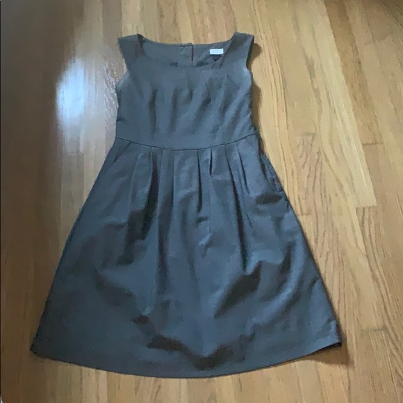h and m black pleated dress